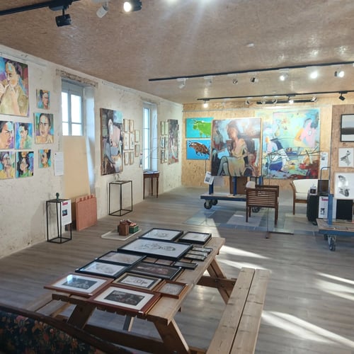Galerie La corbata rosa 3
