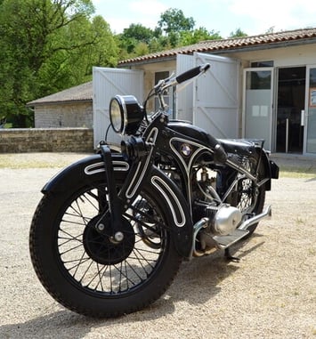 Visite libre du musée des motos anciennes