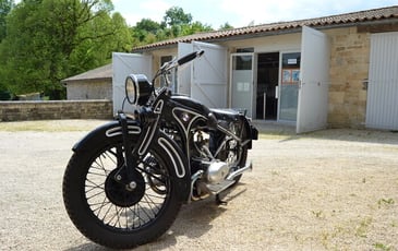 Visite libre du musée des motos anciennes