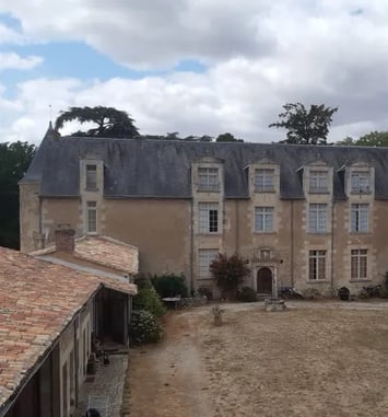 Visite commentée : le château de l'Herbaudière et son cimetière familial